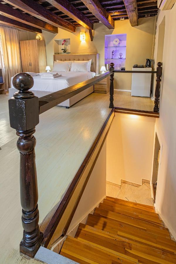 Apartament Ydragogeio Old Town *