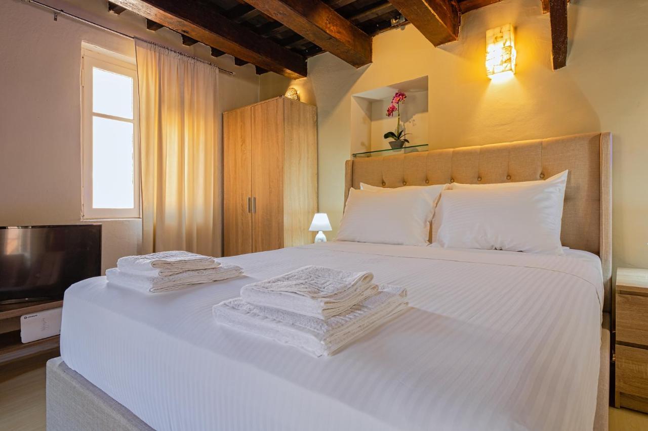 Apartament Ydragogeio Old Town